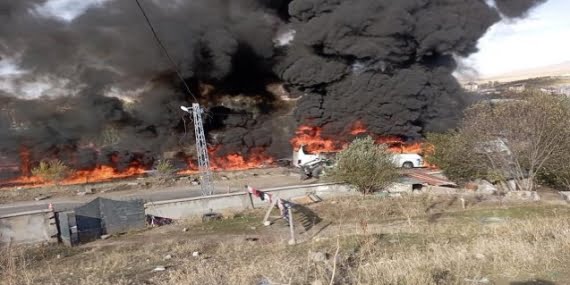 Ağrı’da feci kaza: Yolcu otobüsü ile yakıt yüklü bir tanker kafa kafaya çarpıştı