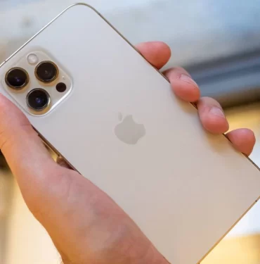 apple-yenilenmis-iphone-12-pro-satmaya-basladi