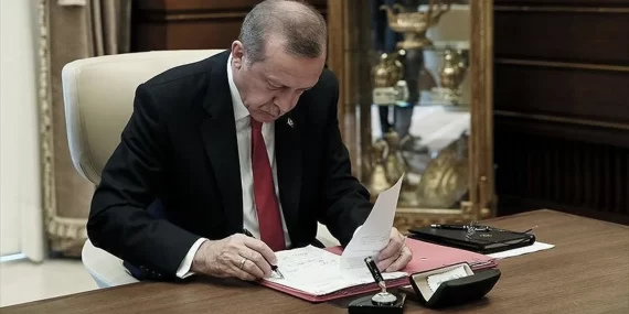 Erdoğan 13 üniversiteye rektör atadı