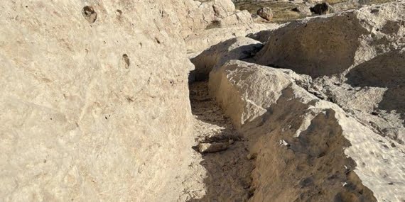 Hasankeyf'te Artuklu dönemine ait su şebekesi bulundu Hasankeyf’te Artuklu dönemine ait su şebekesi bulundu