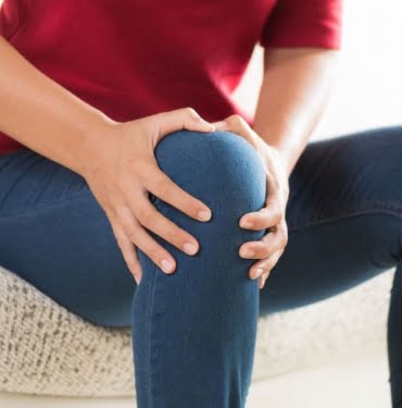 knee-pain-with-sitting-uuse--1024x635
