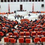 ‘Çerçeve yasa’ hamlesi: Meclis tatile girmeden çıkarılması için temaslar hızlanıyor thumbnail