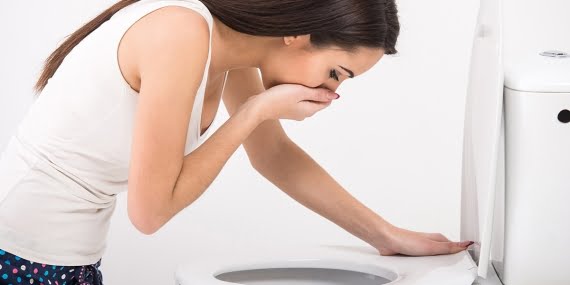 “Zehirlenme vakalarında hastayı kusmaya zorlamayın”