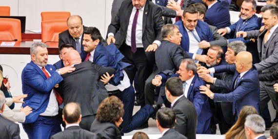 TBMM’de şu ana kadar yaşanan en büyük kavgalar TBMM’de şu ana kadar yaşanan en büyük kavgalar