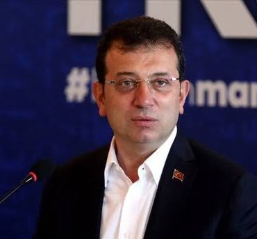 AD8201B9-36DB-427E-A790-80F67C7CA571