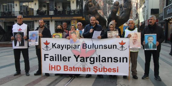 İHD ve kayıp yakınları 560. haftada bir araya geldi