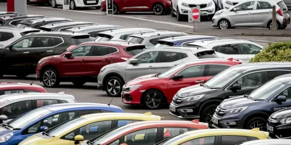 İkinci el araç fiyatları ikiye katlandı