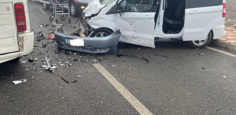 3532B590-B943-44A9-8F8A-94D02B615935