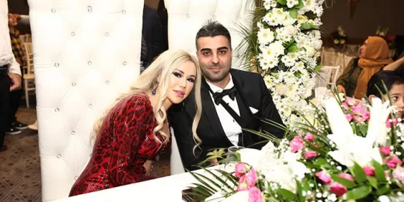 Düğüne gelin katılmayınca damat tek başına eğlendi