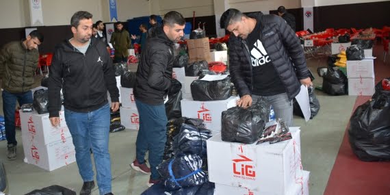 Batman’da amatör takımlara malzeme desteği