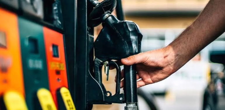 benzin yakıt motorin