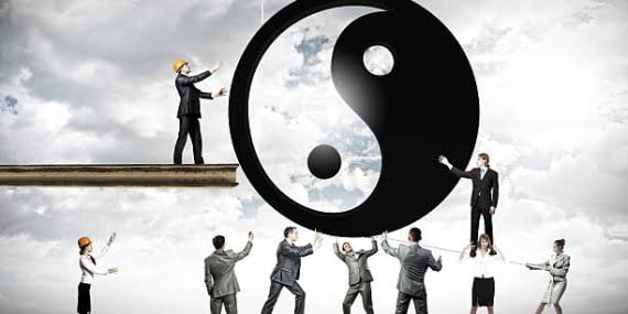 Kendi hayatımızı mı yaşıyoruz? Kendi hayatımızı mı yaşıyoruz?