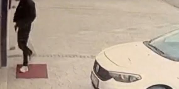 Aidatını ödemeyen ev sahibi evine icra gelince müteahhide kurşun yağdırdı