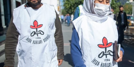 İHD Batman yöneticisi Mahfuz Akgül kansere yenik düştü İHD Batman yöneticisi Mahfuz Akgül kansere yenik düştü