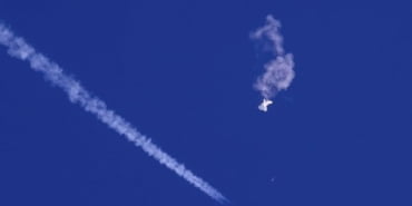0x0-tanimlanamayan-cisim-dunyayi-ayaga-kaldirdi-pentagondan-flas-aciklama-ufo-olabilir-1676273676213