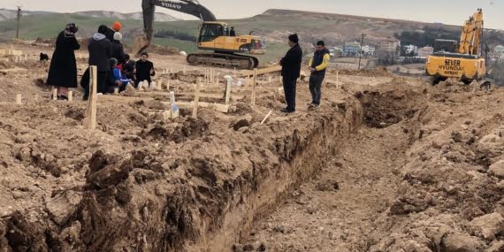 Ölüye Saygı ve Adalet İnisiyatifi: Toplu definlere son verilmeli