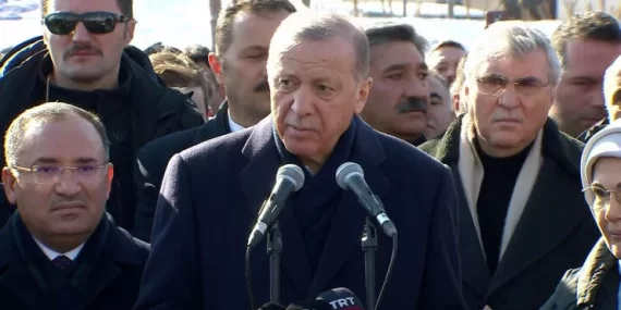 Üniversiteler tatil edildi