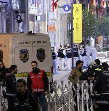 6E50E01C-C2B2-4DDD-A6E4-9C28E282B4E8