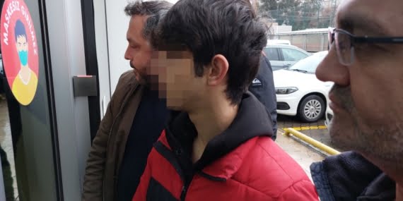 Annesini öldürecek sandığı abisini öldürdü