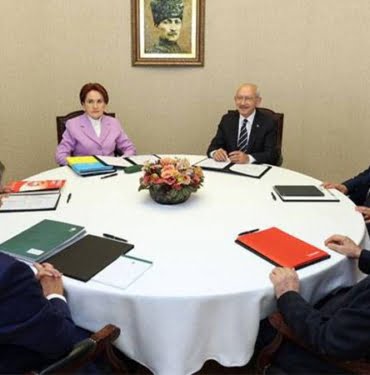 Altılı masa deprem gündemiyle toplanıyor