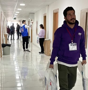 ÖĞRENCİLERE KİTAP DAĞITIMI 3