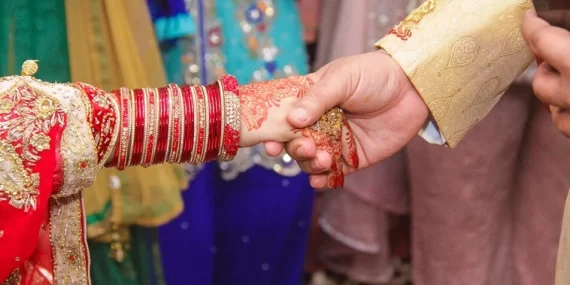 Çocuk evliliği operasyonu: 1800 kişi gözaltına alındı