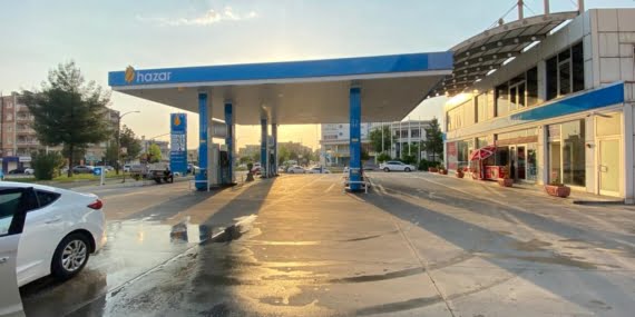 Batmanlı petrol istasyonundan deprem bölgelerine yardımda örnek davranış