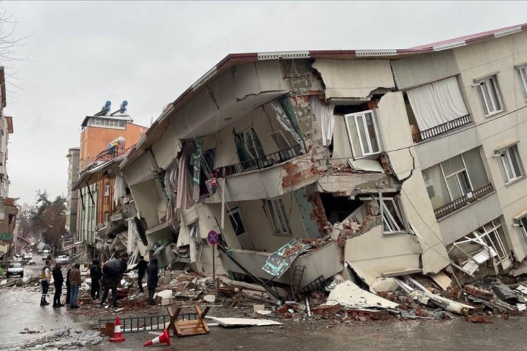 Deprem anketinde dikkat çeken cevaplar