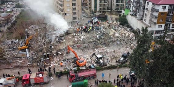 25 Batmanlı deprem bölgelerinde yaşamını yitirdi 25 Batmanlı deprem bölgelerinde yaşamını yitirdi