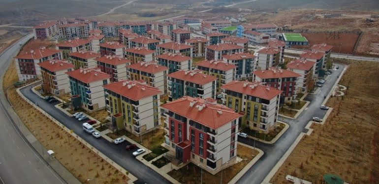 DETAYLAR - 81 İlde 500 Bin Sosyal Konut! Başvuru Şartları ve Fiyatlar FIRSATÇILAR YİNE İŞ BAŞINDA, ELAZIĞ'DA 800 LİRALIK KİRALAR 4 BİNE ÇIKTI