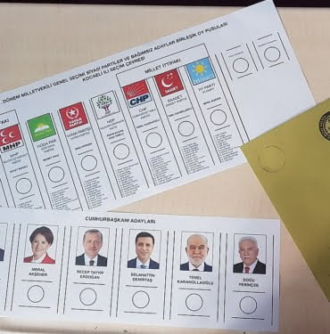 1200px-Turkish_general_election,_2018_-_Kocaeli_(cropped)