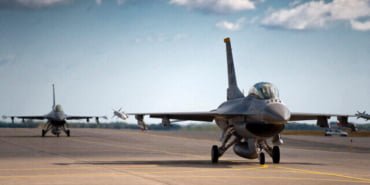 f16