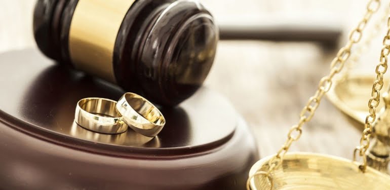 Evlilik-Birliği-İçerisinde-Eşlerin-Mali-Hak-ve-Yükümlülükleri-Nelerdir