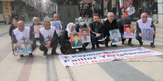 Kayıp yakınları ve İHD, 570. haftada kayıpların akıbetini sordu