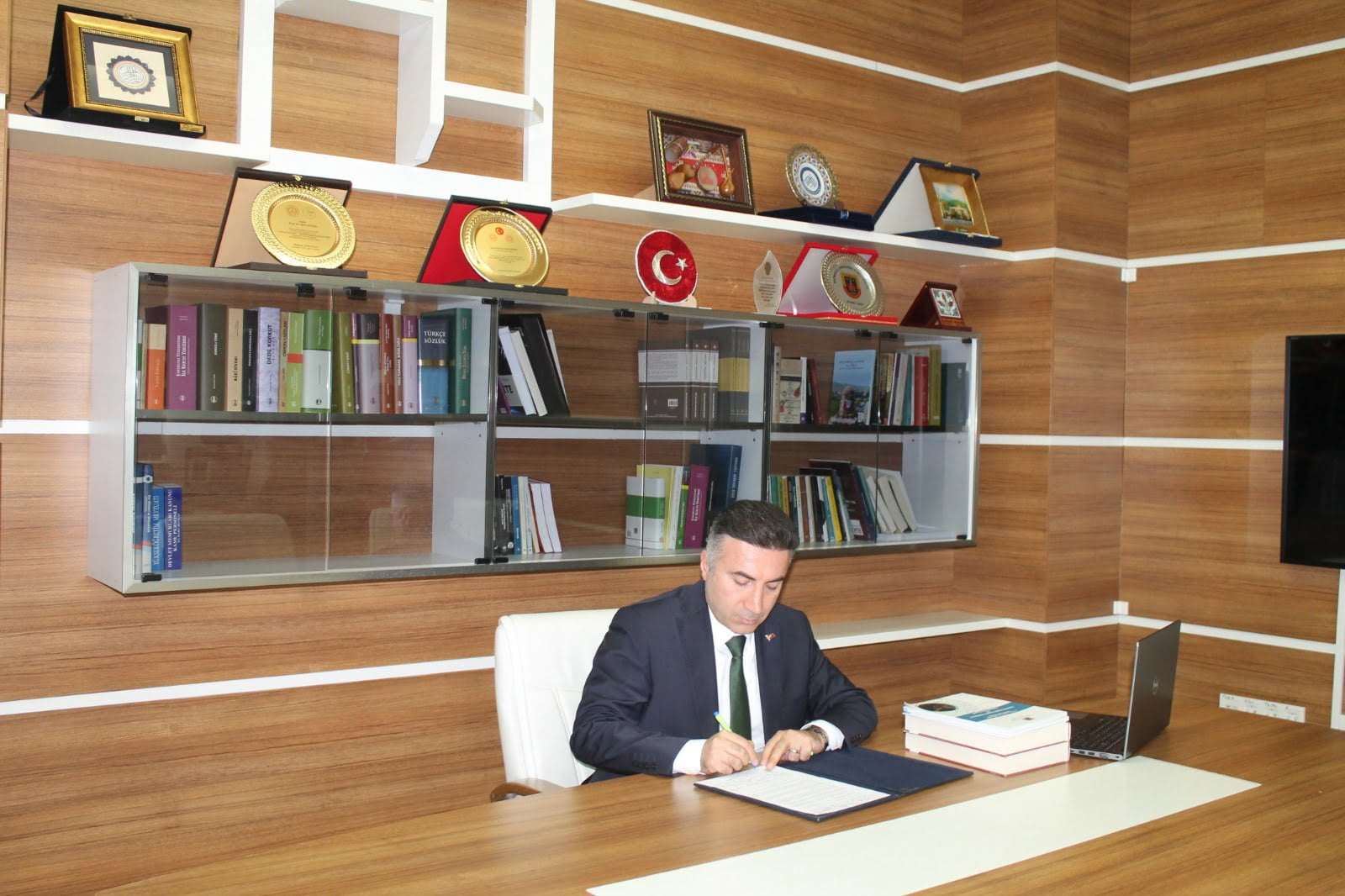 Batman Üniversitesinde bilimsel yayın başarı oranları yükselmeye devam ediyor