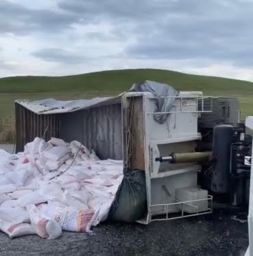 WhatsApp Image 2023-03-18 at 17.03.44