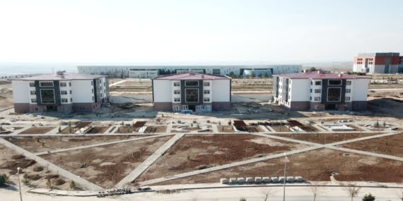 Batman Üniversitesi fiziki gelişimini sürdürüyor
