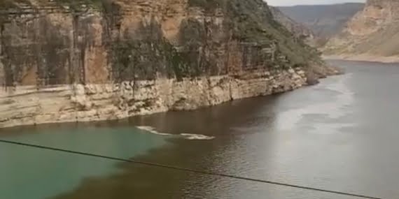 Siirt Botan Çayı’nda korkutan görüntüler Siirt Botan Çayı’nda korkutan görüntüler
