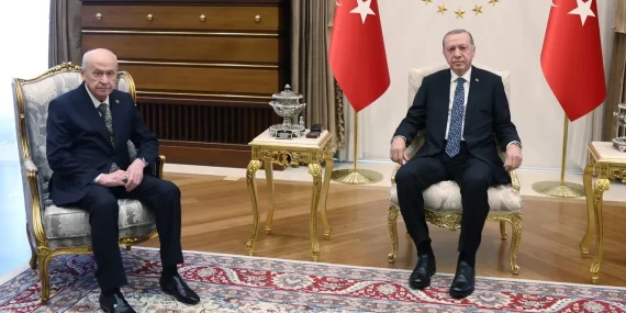 Cumhurbaşkanı Erdoğan ile MHP lideri Bahçeli görüşecek Cumhurbaşkanı Erdoğan ile MHP lideri Bahçeli görüşecek