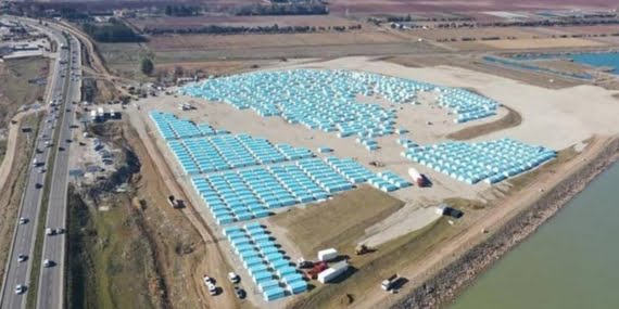 Dicle Nehri kıyısındaki çadır kente tahliye kararı: Zarar 125 milyon lira Dicle Nehri kıyısındaki çadır kente tahliye kararı: Zarar 125 milyon lira