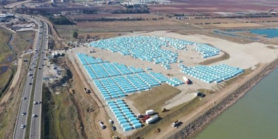 Diyarbakır’da çadırları su bastı Diyarbakır’da çadırları su bastı