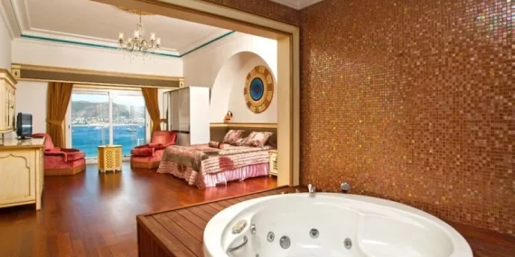 Otel jakuzisinde şüpheli ölüm