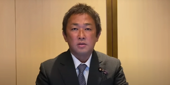 Meclise gitmeyen ‘YouTuber’ milletvekili ihraç edildi