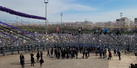 Diyarbakır Newroz’u başladı