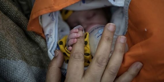 Enkaz altından çıkarılan 35 çocuğun kimliği tespit edilmedi Enkaz altından çıkarılan 35 çocuğun kimliği tespit edilmedi