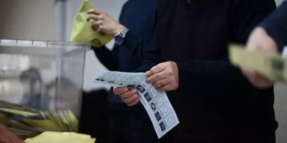 Seçmen sayısı arttı. 14 Mayıs'ta 60 milyon seçmen sandık başına gidiyor Seçmen sayısı arttı. 14 Mayıs’ta 60 milyon seçmen sandık başına gidiyor