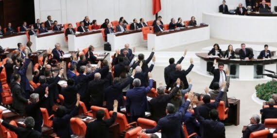 Emekli maaşına zam teklifine AK Parti ve MHP’den ret