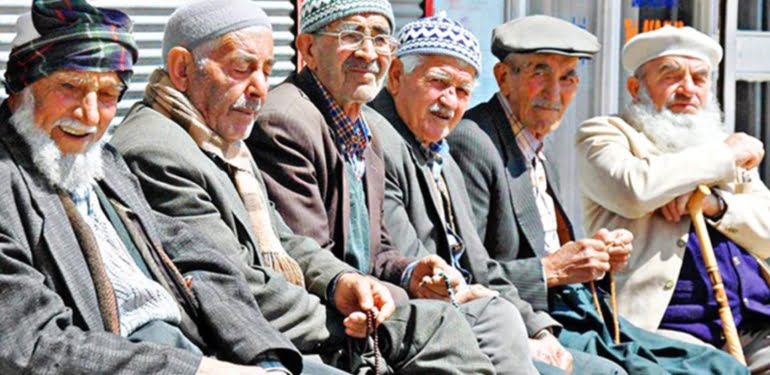 yaşlılar