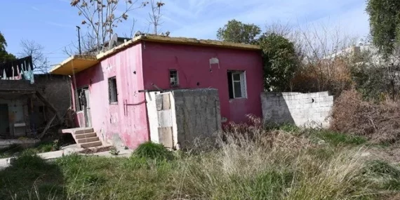 Mersin’de bulunan ‘gizemli ev’ satışa çıkarıldı