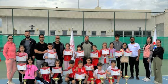 Tenisin küçük şampiyonları belli oldu